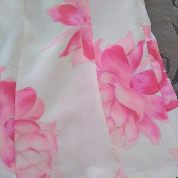 NWOT Girls dress new size 2 - Picture 3 of 8